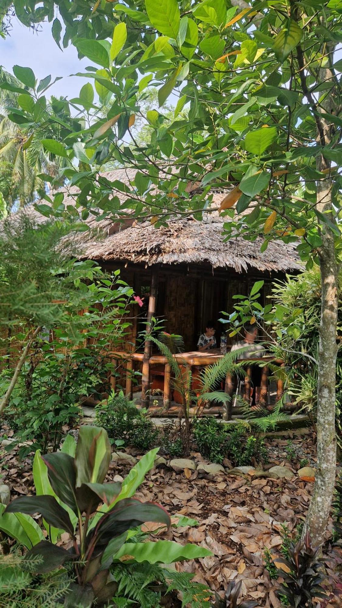 Magpie Homestay & Jungle Trekking Only For Guest Trekking With Us Bukit Lawang Exterior photo
